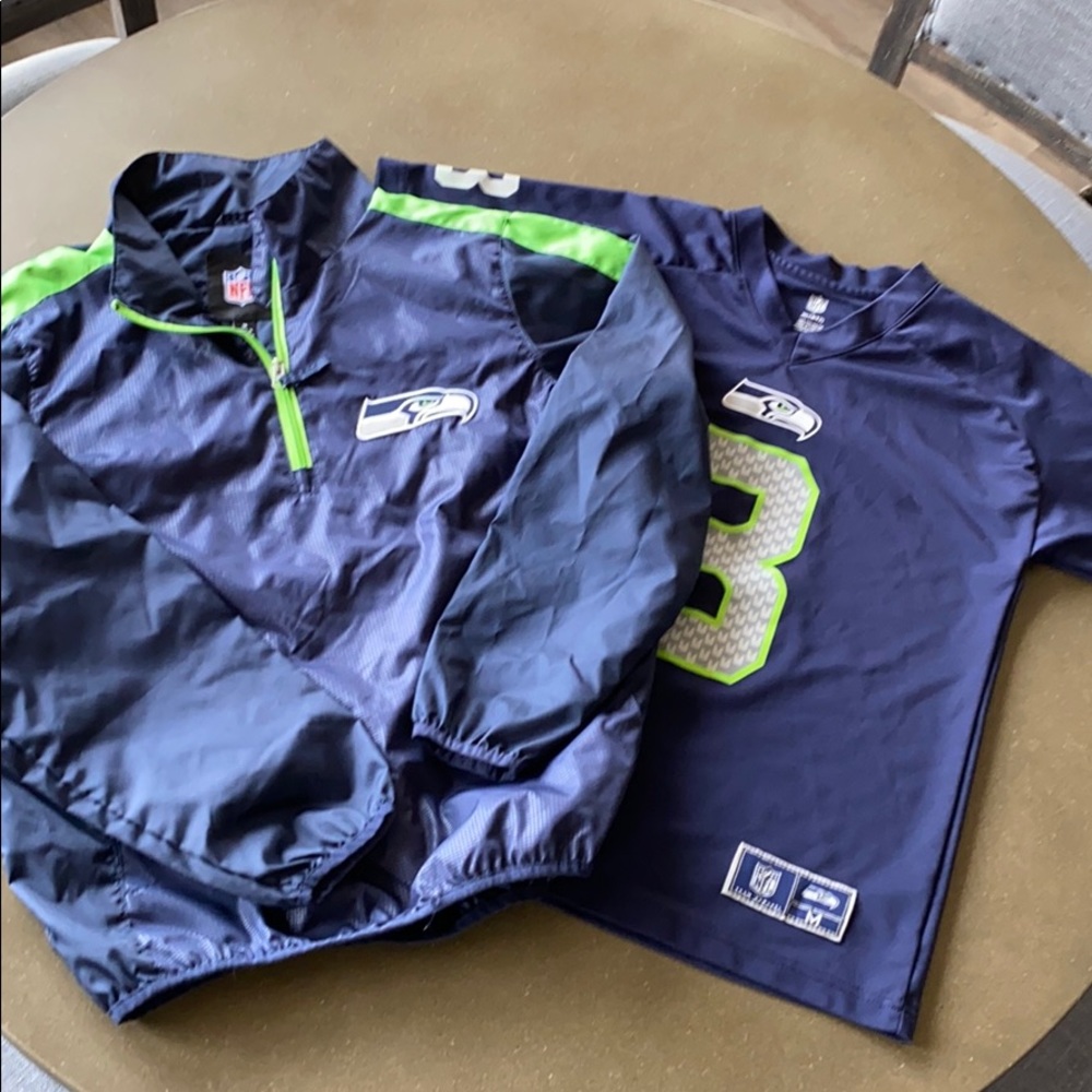 EUC Boys SEAHAWK bundle - Size Medium